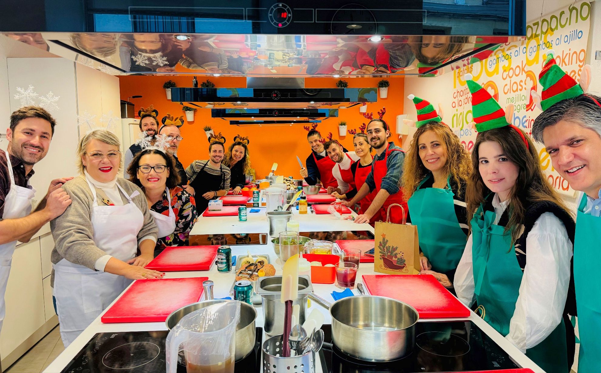 Navidad en noisy: el equipo, alrededor de la mesa