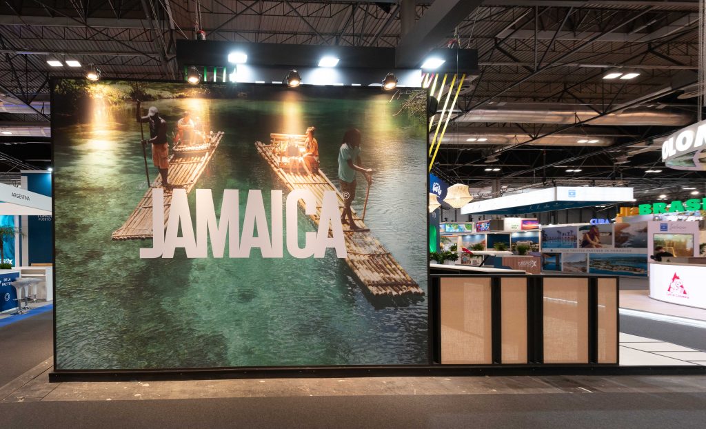 Proyecto: Jamaica en FITUR 2024: color con intención · 3